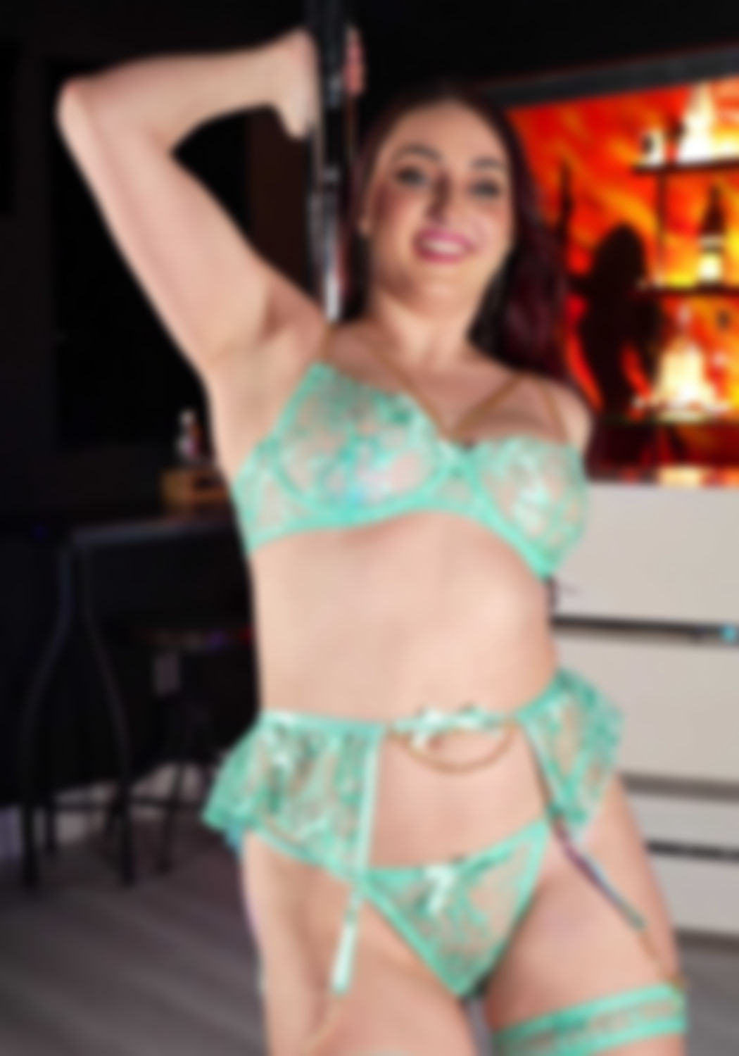 Exclusive Doxy Pole Vixens scene